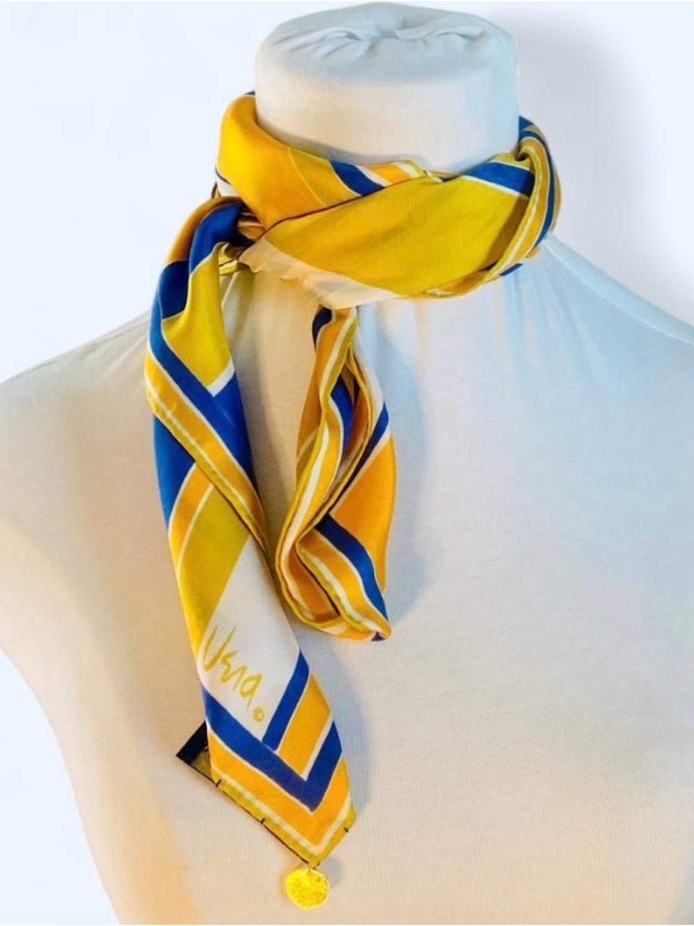 Vera Neumann Gold Piece Collection Scarf – 30.5” x 30.5” - Picture 3 of 6